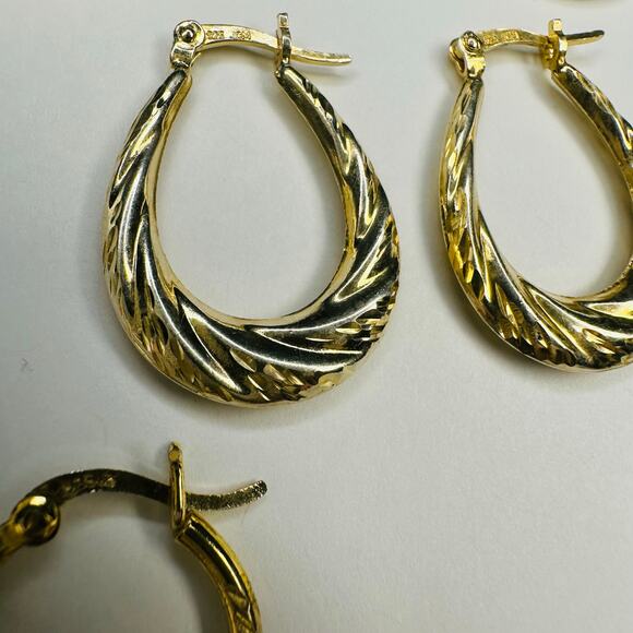 Bundle of Three Pairs of Gold Overlay Sterling Silver Hoop Earrings - Picture 3 of 7